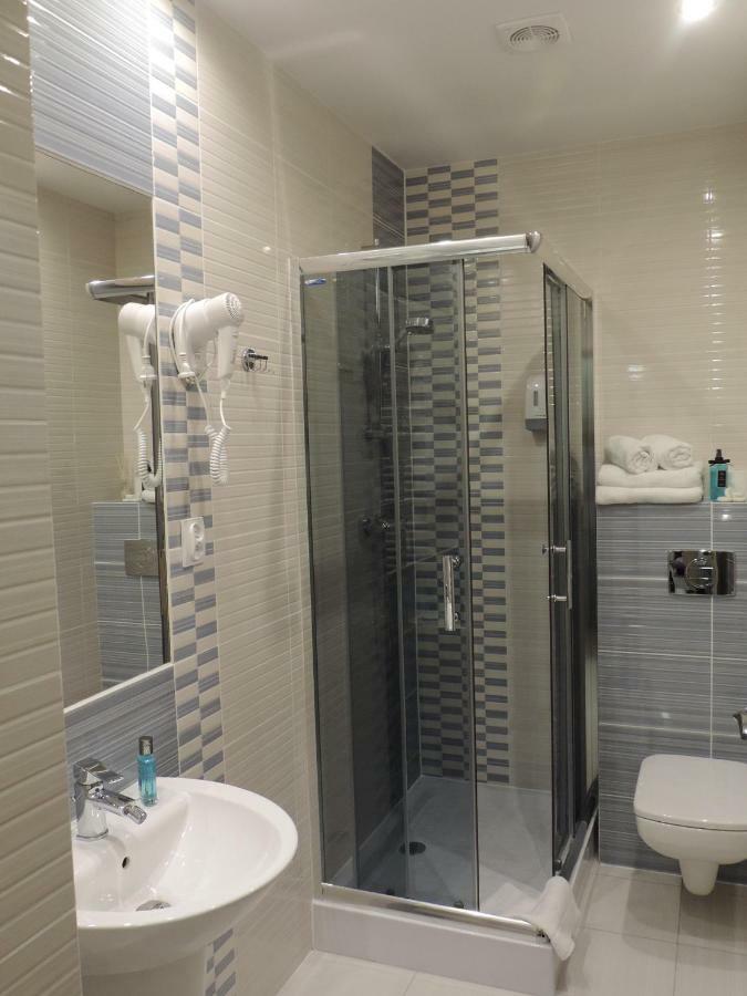 Apartament Blue Кросно Экстерьер фото