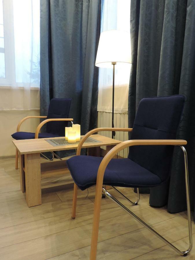 Apartament Blue Кросно Экстерьер фото